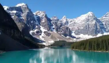 MOUNTAINS IN CANADA