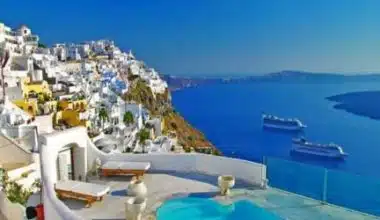 VACATION PACKAGES TO GREECE