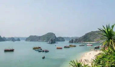 BEST BEACHES IN VIETNAM