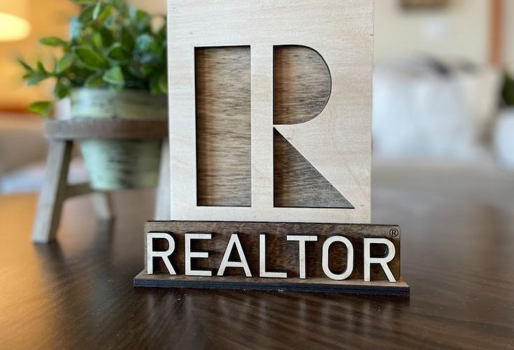 the Realtor trademark symbol mean, logo, rules and ideas