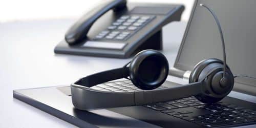21 Best CALL CENTER PHONE SYSTEMS & Reviews in 2022