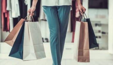 How to become a personal shopper