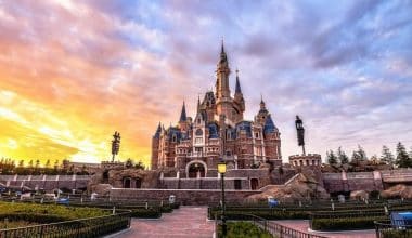 How to become a travel agent for disney