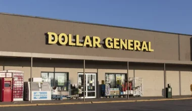 Is Dollar General Open on Christmas Day