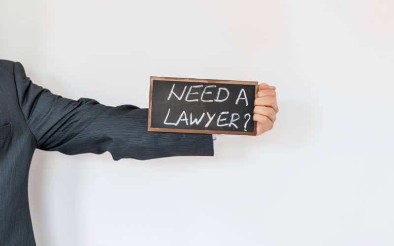 ¿Es necesario contratar un abogado laboralista?